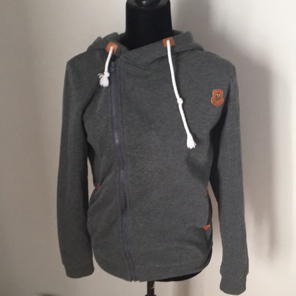 Gray sweatshirt
